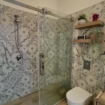 Spacious In The Heart Of The Appartamento