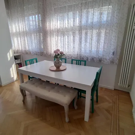 Apartment Spacious In The Heart Of The